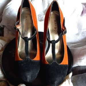 Bamboo vintage style  strap heels